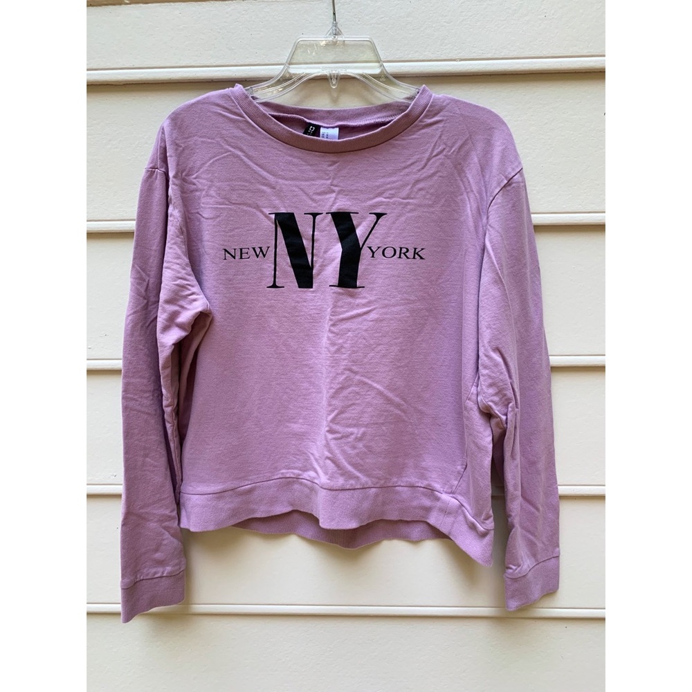 H&M crewneck, size M